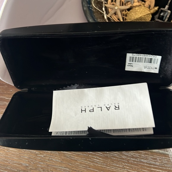 Ralph Loren sunglasses - Picture 4 of 4